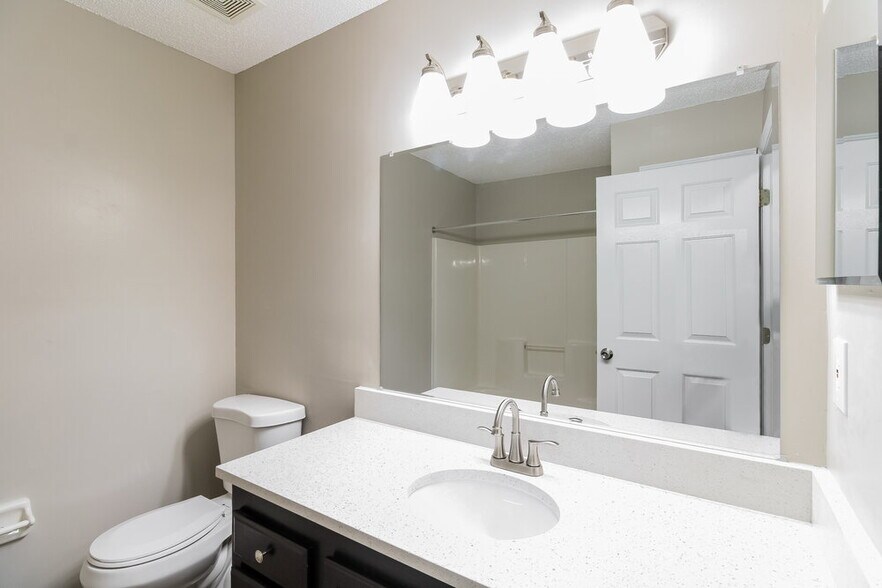 Building Photo - 1459 Dog Fennel Ct