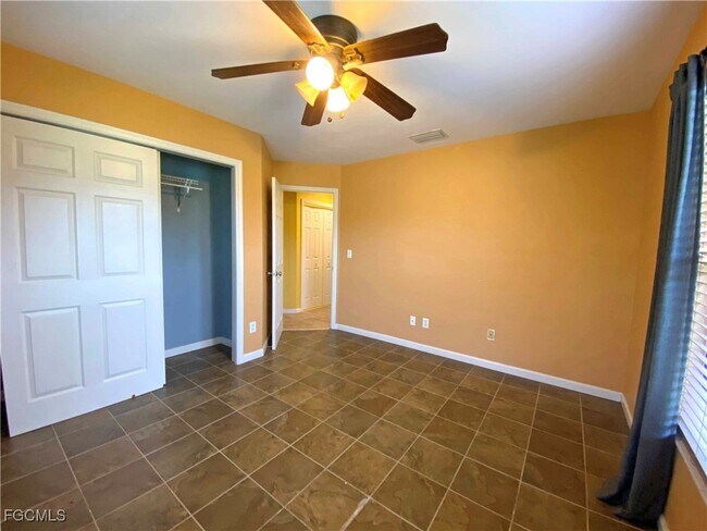 Building Photo - 6112 Principia Dr
