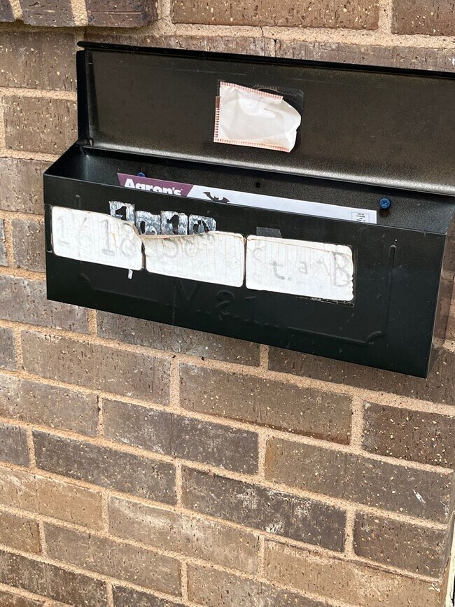 Building Photo - 1618 58th St