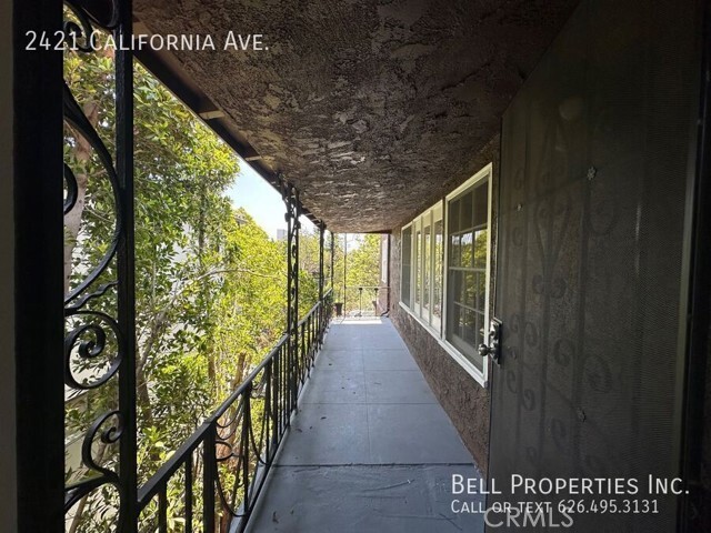 Building Photo - 2421 California Ave