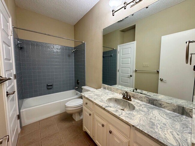 Building Photo - 6401 Wallace Cove