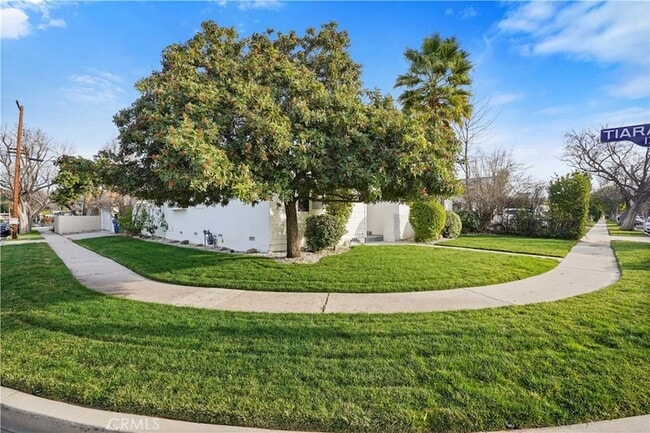 Building Photo - 5942 Graves Ave