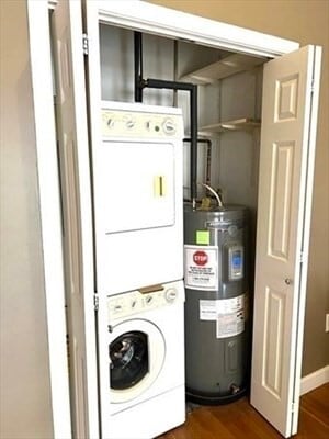 Building Photo - 10 Weston Ave