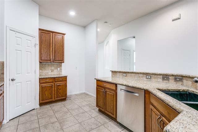 Building Photo - 7800 Harvest Hill Rd