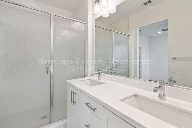 Building Photo - 341 Magnet