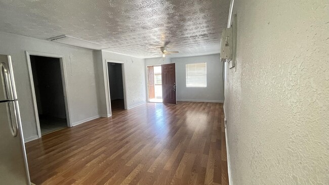 Building Photo - 5689 Atlee Ave