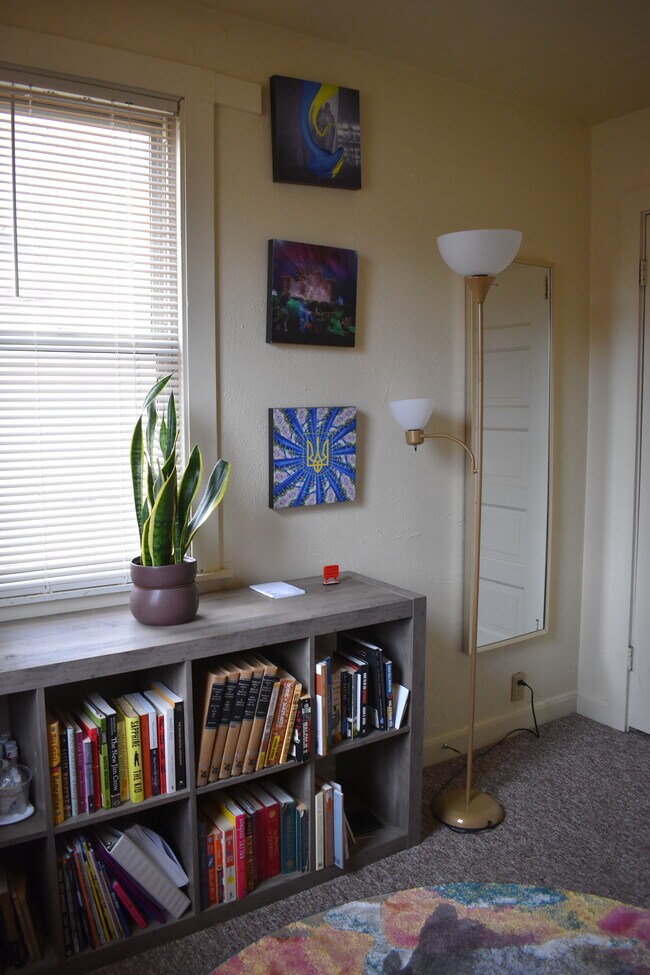 office - 408 W Elm St