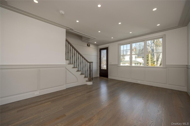 Building Photo - 7 Victoria Ln