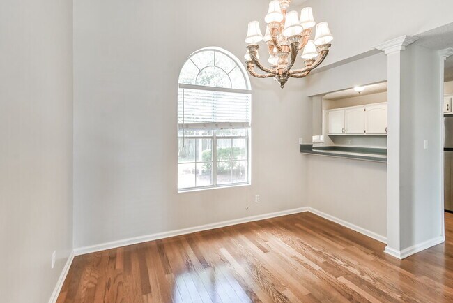 Building Photo - 10102 Fox Hunt Dr