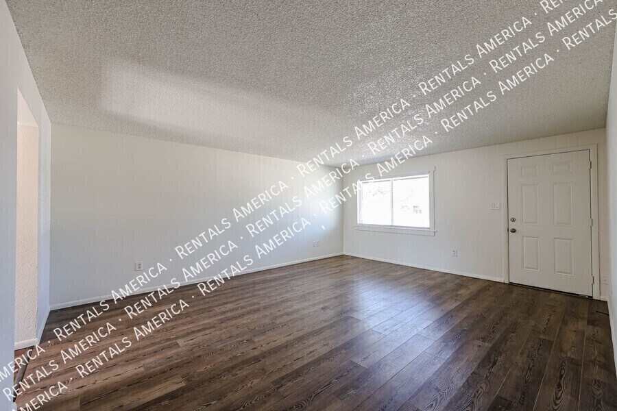 Building Photo - 14029 N 38th Pl