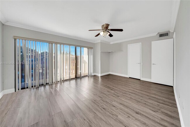 Building Photo - 6864 SW 114th Pl