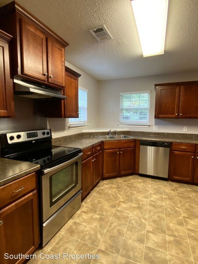 Building Photo - 3 br, 2 bath House - 10 Montero Drive
