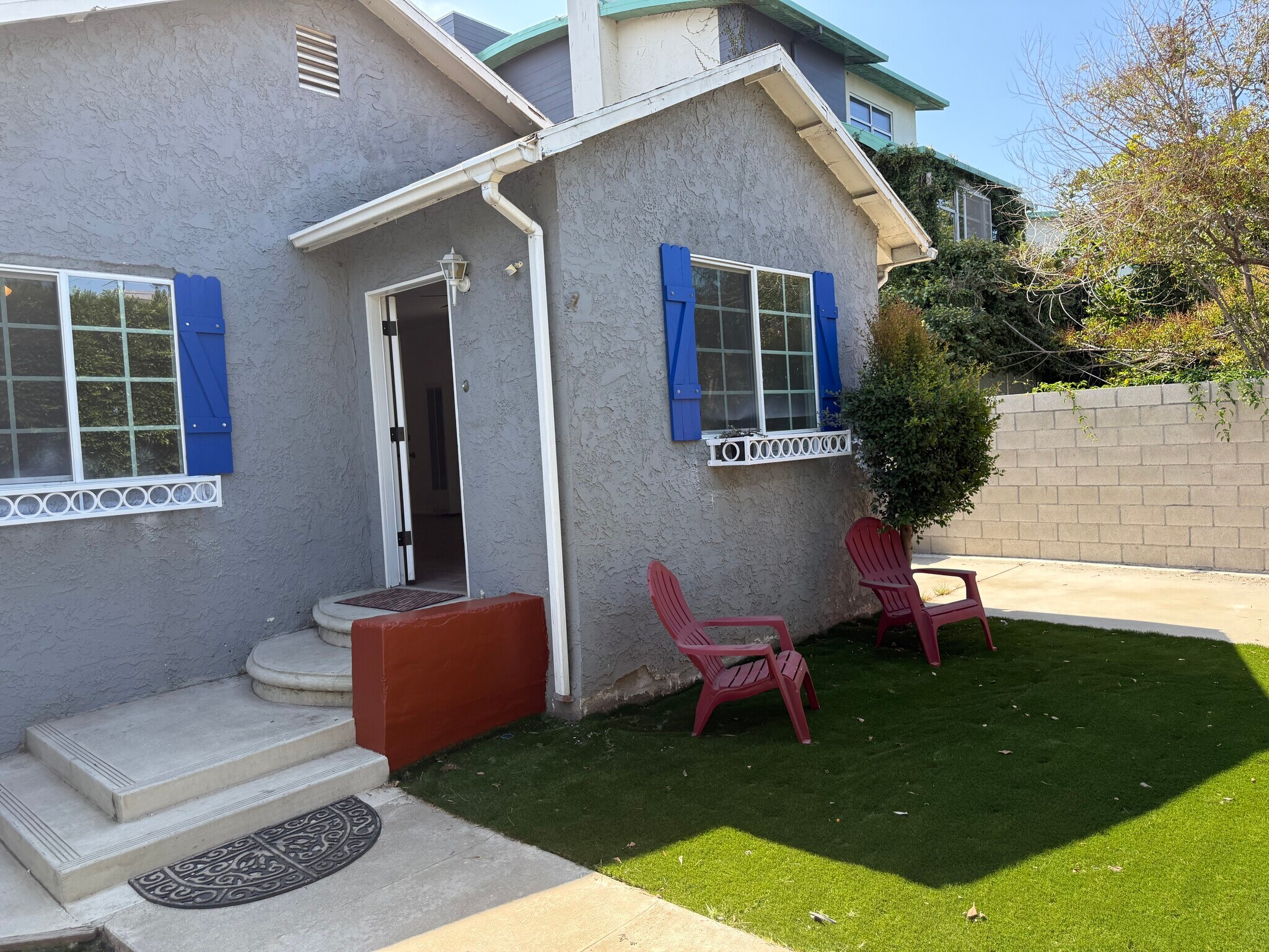 Building Photo - 526 Brooks Ave