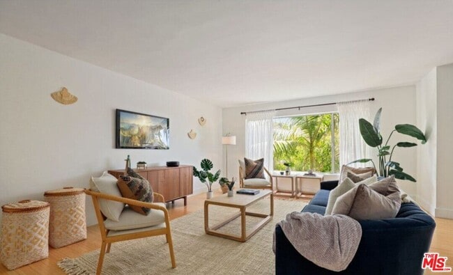 Building Photo - 6624 Springpark Ave