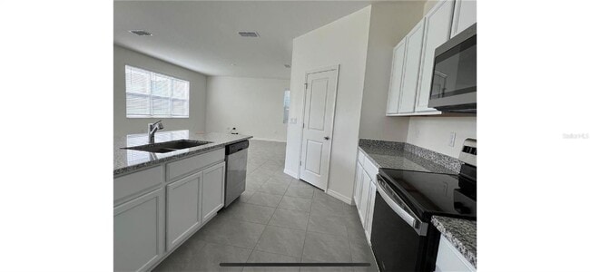 Building Photo - 9112 Westside Hls Dr