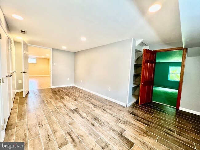 Building Photo - 6605 Keene Dr