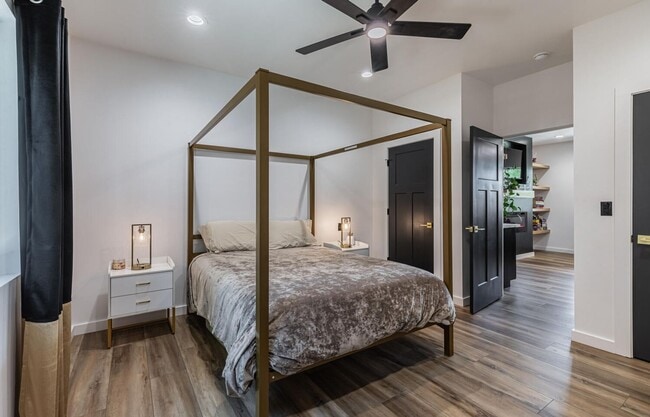 Building Photo - Karin's Kottage-New 2 Bedroom/2 Bath Furnished or Unfurnished Oasis for Lease