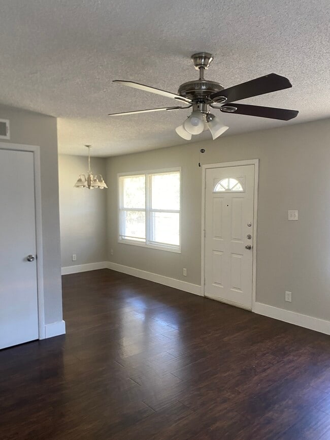 Building Photo - 4947 Corrigan Dr