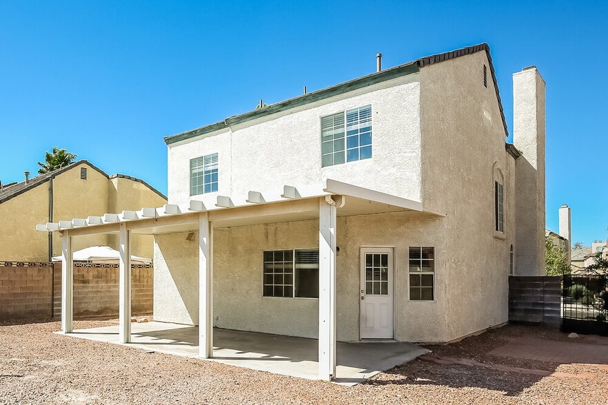 Building Photo - 7217 Chesterton Dr