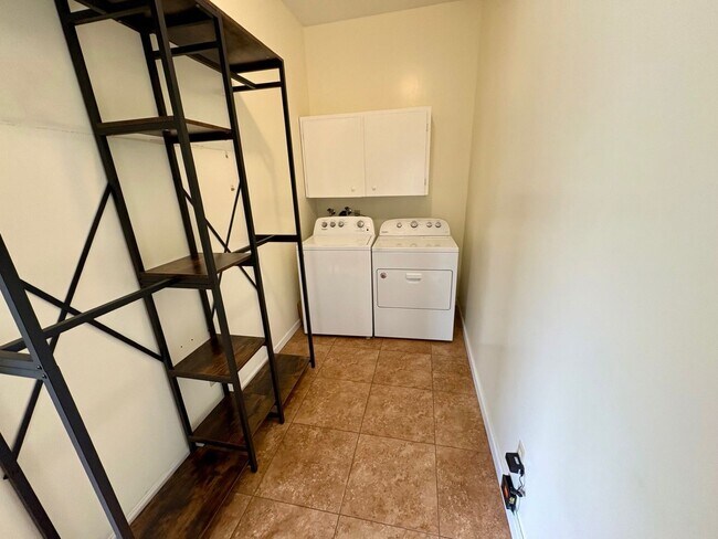 Building Photo - BURGAN DENSMORE