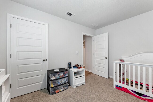 Building Photo - 3003 Jane Ln
