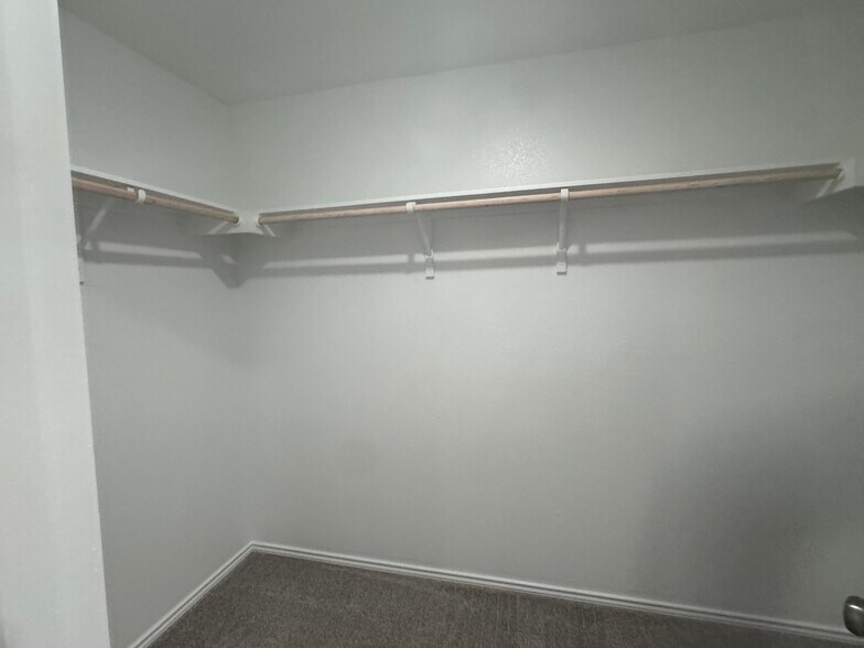 Building Photo - 2316 Dust Devil Dr