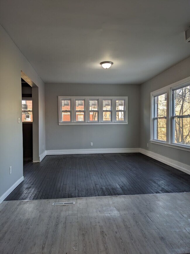 Building Photo - 73 Woodland St