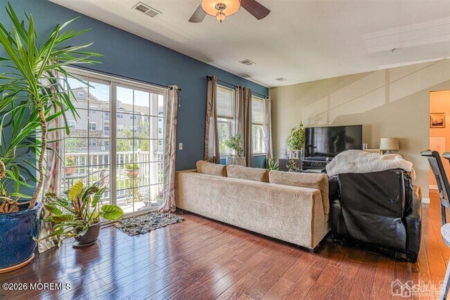 Building Photo - 123 Tower Blvd