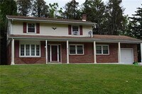 Building Photo - 3417 Blue Ridge Dr