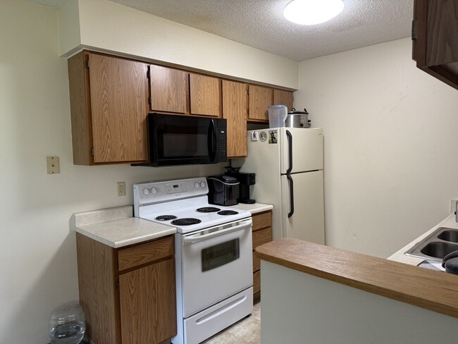 Building Photo - 4314 Maricopa Dr