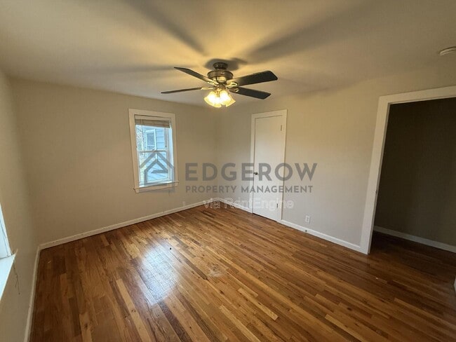 Building Photo - 1585 Wilson Ave SW