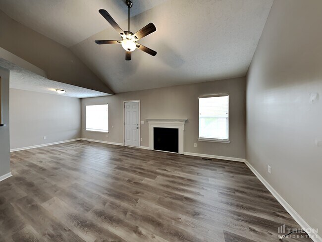 Building Photo - 753 Jaywood Dr