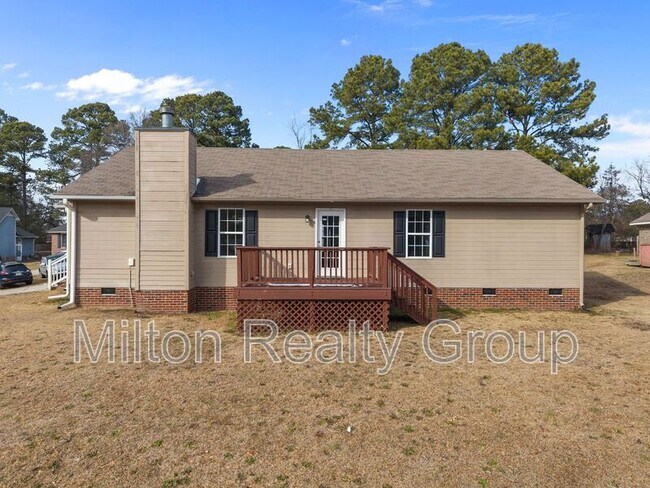 Building Photo - 1421 Matilda Ct