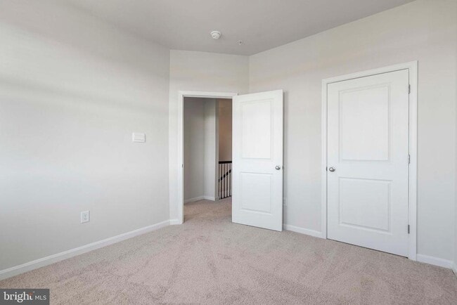 Building Photo - 876 Amity St