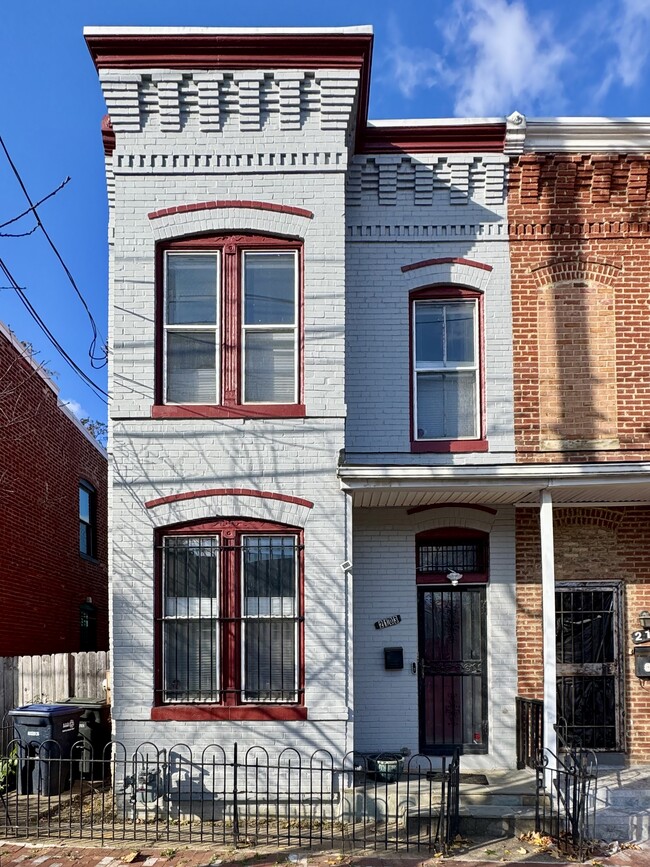 Front facade - 2103 13th St SE