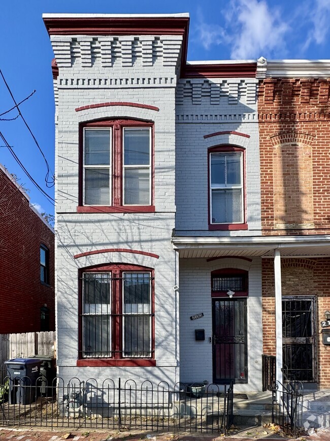 Front facade - 2103 13th St SE