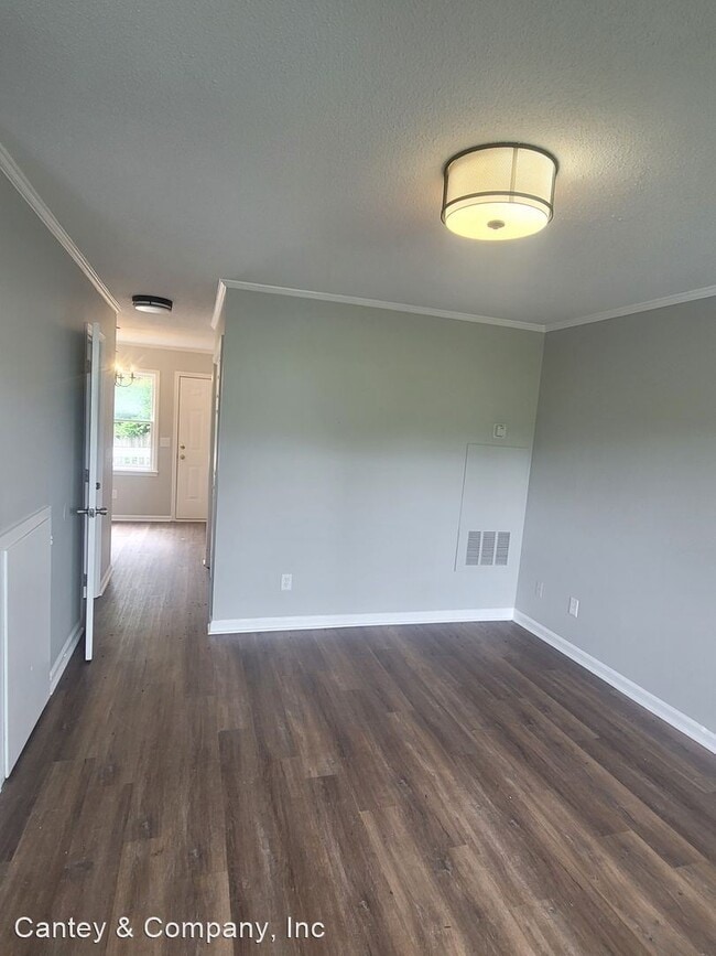 Building Photo - 2 br, 1.5 bath House - 1750 12st St
