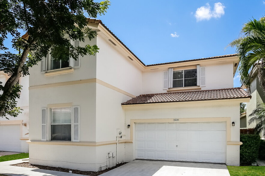 Primary Photo - 15618 SW 112th Dr