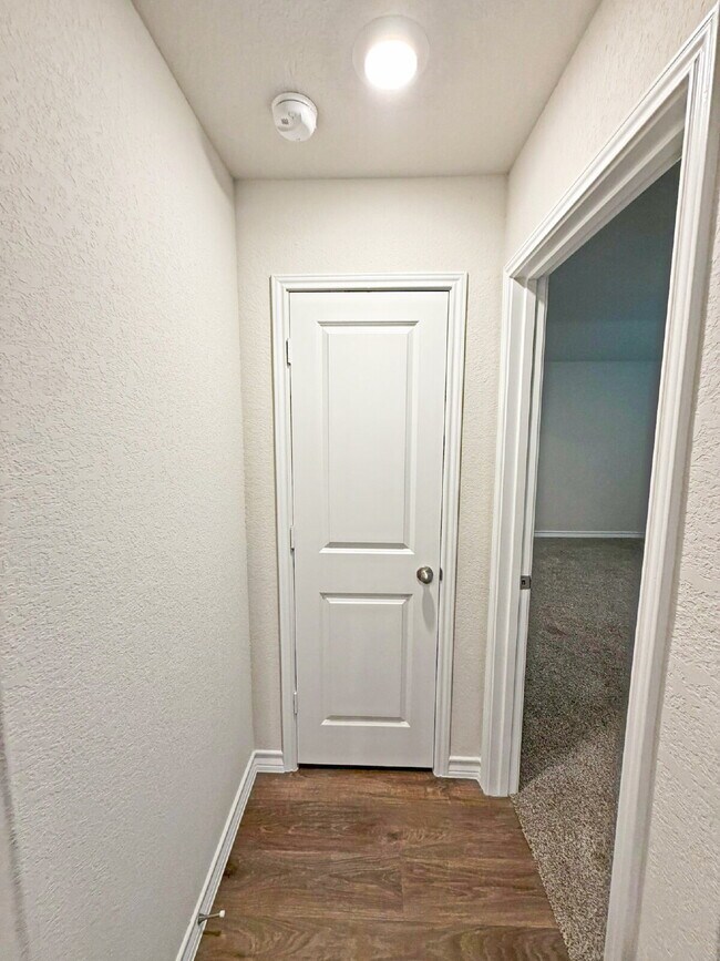 Building Photo - 21065 Gravel Keep