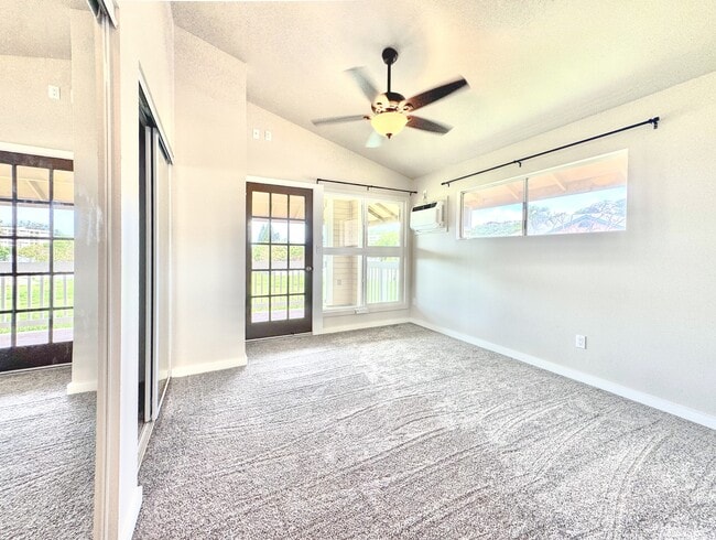 Building Photo - 71 Waiaka Ln