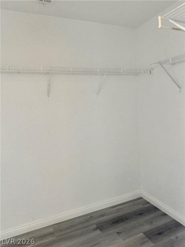 Building Photo - 9310 Winebrook Ave