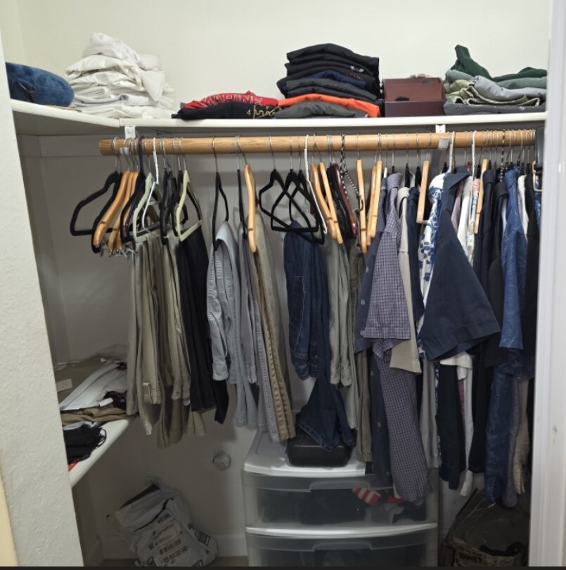 Building Photo - 2407 Saint Louis Dr