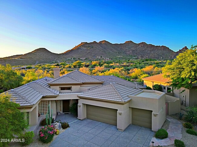 Building Photo - 6564 E Whispering Mesquite Trail