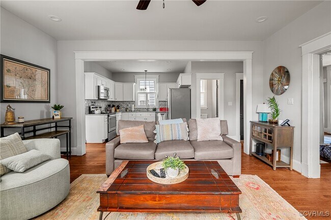 Building Photo - 3100 Barton Ave