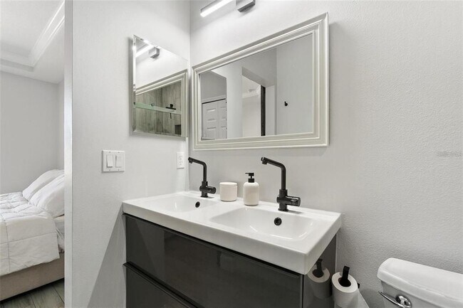 Building Photo - 5312 Tattinger Ln