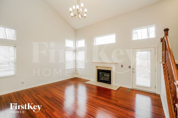 Building Photo - 6126 Highlander Dr