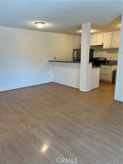 Building Photo - 525 La Fayette Park Pl