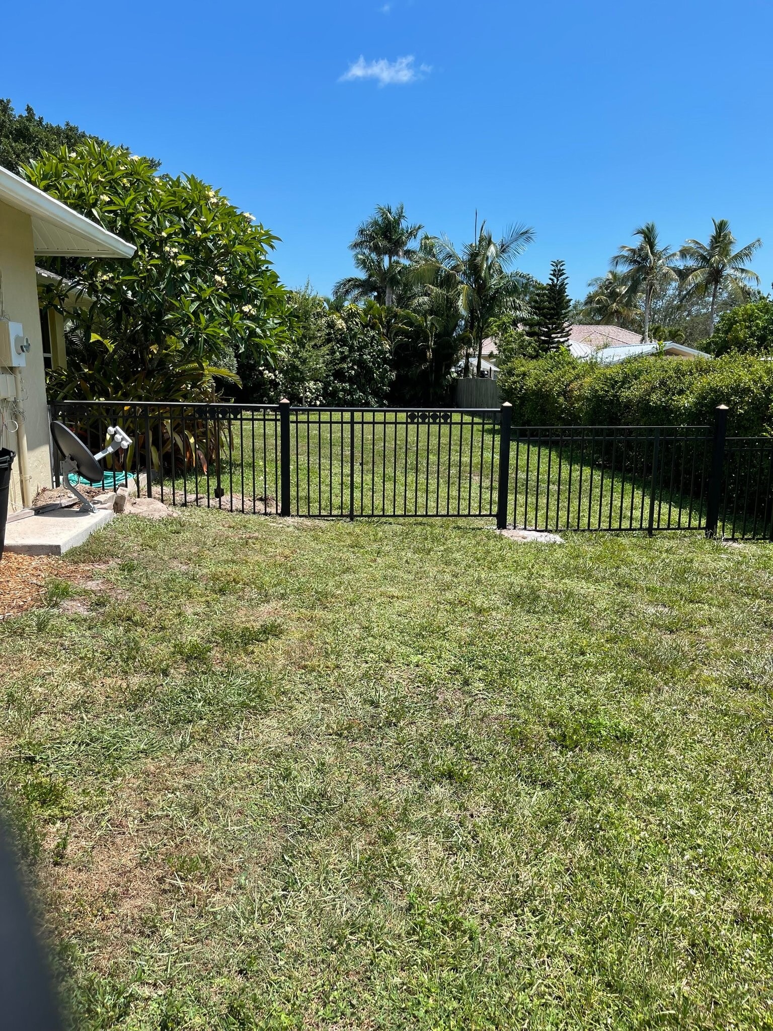 Building Photo - 5232 Raintree Ln