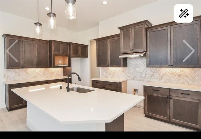 Building Photo - 10727 River Walk Dr