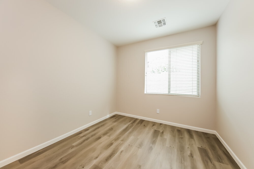 Building Photo - 38502 N Pagoda Ct